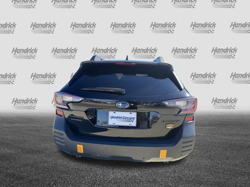 Used 2022 Subaru Outback Wilderness image 9