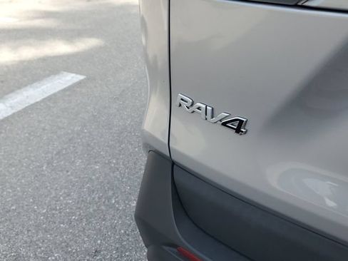 Used 2024 Toyota RAV4 XLE w/ Convenience Package FWD image 9