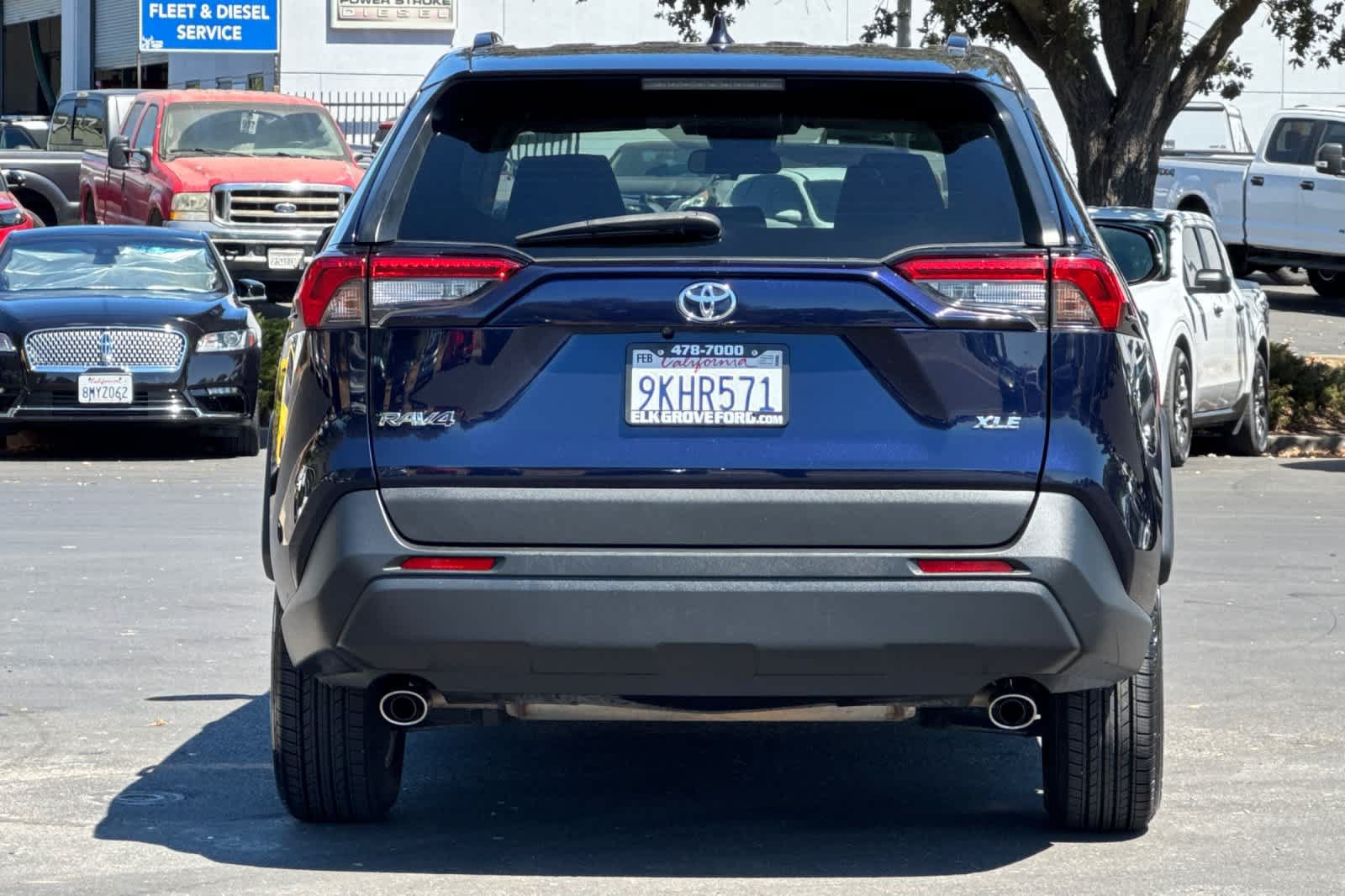 Used 2024 Toyota RAV4 XLE FWD image 7
