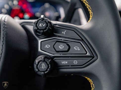 Used 2026 Lamborghini Temerario AWD/4WD image 21