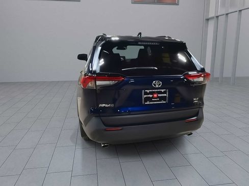 Used 2025 Toyota RAV4 XLE w/ Convenience Package AWD/4WD image 7