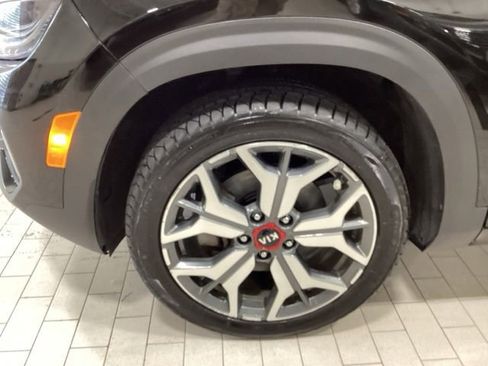 Used 2021 Kia Seltos SX w/ SX Sunroof Package AWD/4WD image 20