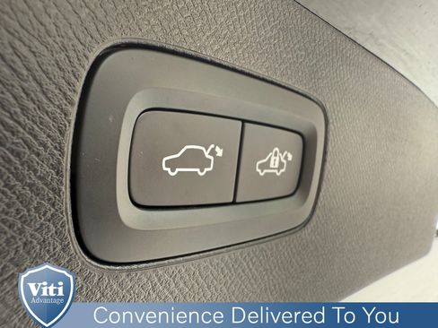 Certified 2023 Volvo XC90 T8 Plus w/ Protection Package Premier image 24