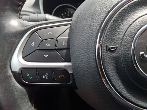 Used 2019 Jeep Compass Limited AWD/4WD image 22