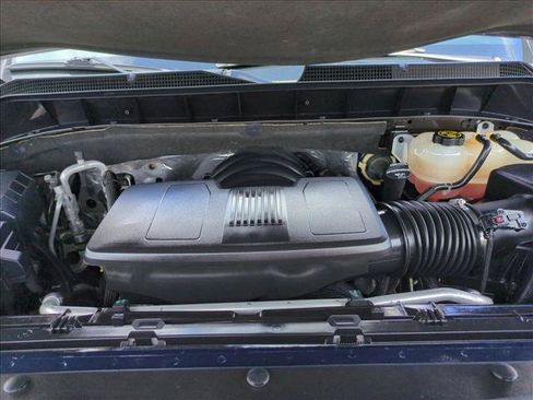 Used 2021 Chevrolet Silverado 1500 LT w/ Z71 Off-Road Package AWD/4WD image 22