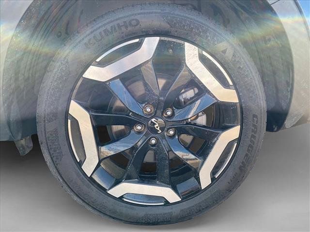 Used 2025 Kia Telluride S FWD image 15