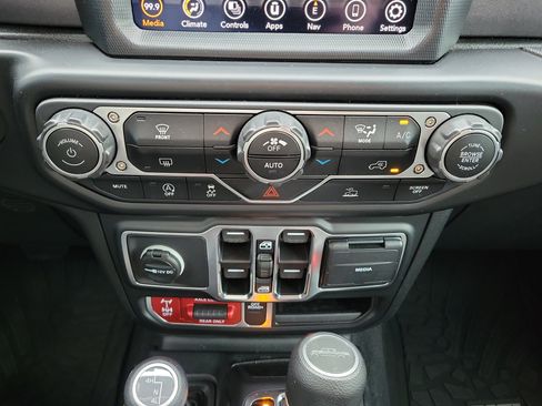 Used 2021 Jeep Gladiator Mojave image 33