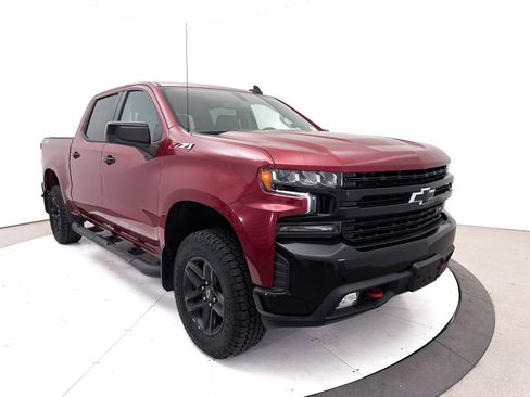 Used 2019 Chevrolet Silverado 1500 LT Trail Boss AWD/4WD image 11