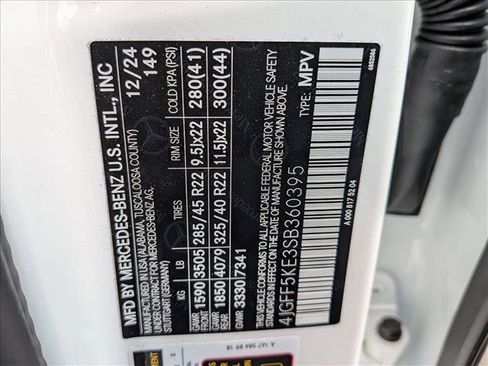 Used 2025 Mercedes-Benz GLS 450 4MATIC image 28