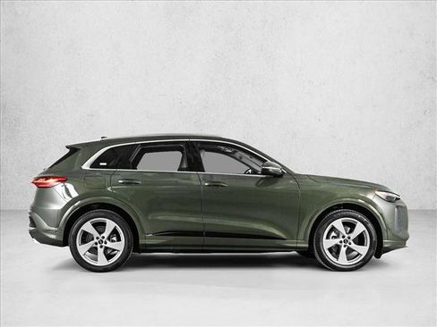 New 2025 Audi Q5 Prestige image 4