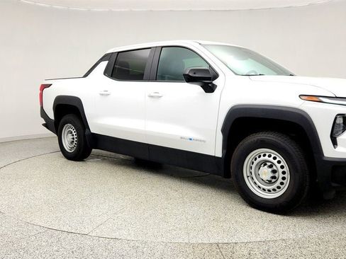 Used 2024 Chevrolet Silverado EV W/T AWD/4WD image 3