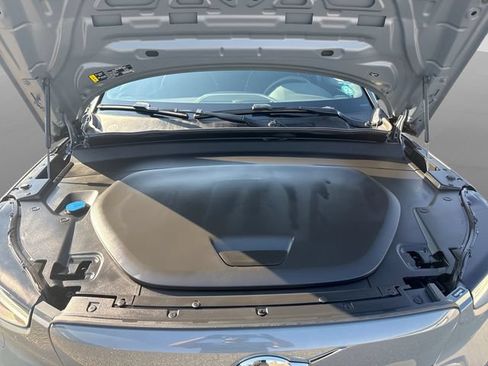 Certified 2023 Volvo XC40 Recharge Ultimate w/ Protection Package Premier AWD/4WD image 21