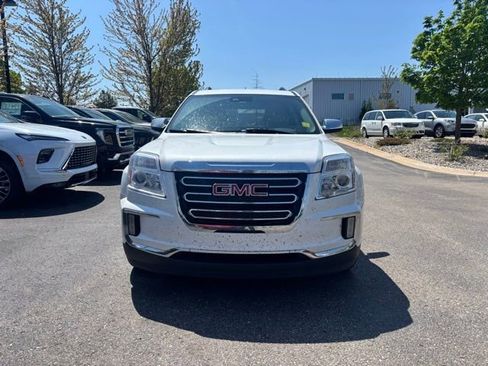Used 2017 GMC Terrain SLT w/ Open Road Package FWD image 3