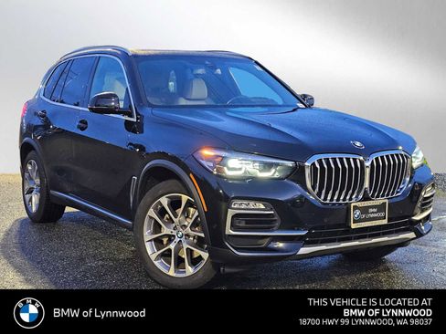 Used 2021 BMW X5 xDrive40i w/ Convenience Package image 1