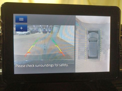 Used 2021 Ford Explorer Limited w/ Class III Trailer Tow Package image 23