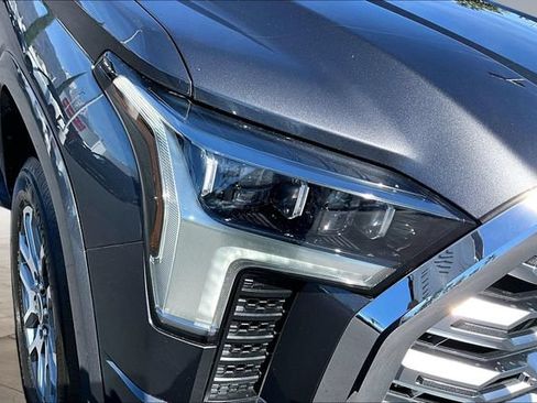 Used 2022 Toyota Tundra 1794 Edition AWD/4WD image 33