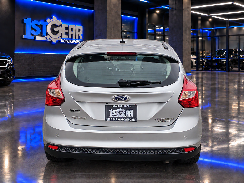 Used 2014 Ford Focus Titanium FWD image 7