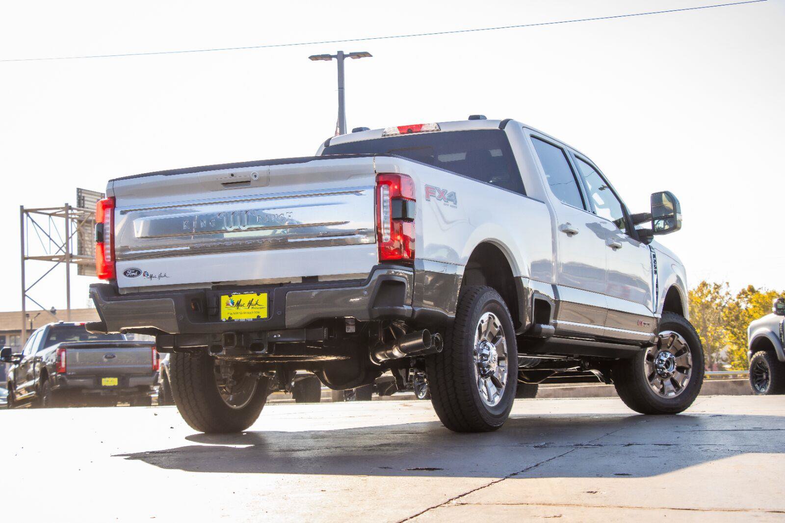 Used 2027 Ford F250 King Ranch w/ FX4 Off-Road Package AWD/4WD image 5