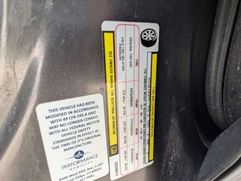 Used 2014 RAM 1500 Limited image 22