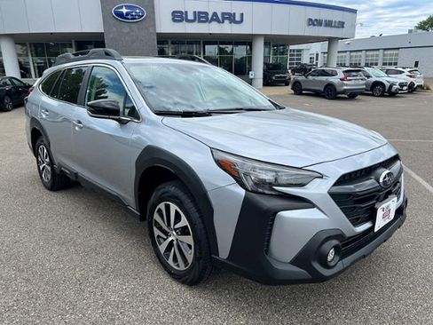 Certified 2025 Subaru Outback Premium w/ Popular Package #1A AWD/4WD image 1