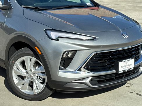 Used 2026 Buick Encore GX Preferred w/ Advanced Technology Package image 3