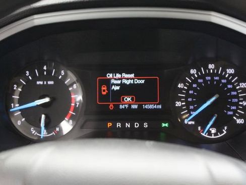Used 2016 Ford Edge SE AWD/4WD image 19