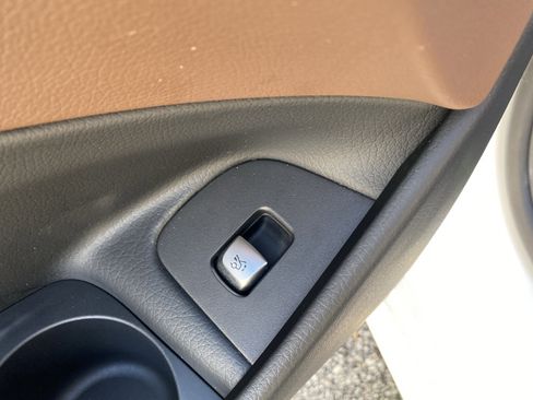 Used 2022 Mercedes-Benz E 450 E 450 w/ Driver Assistance Package image 31