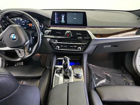 Used 2017 BMW 530i xDrive image 35