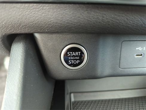 Certified 2023 Nissan Rogue SV image 39