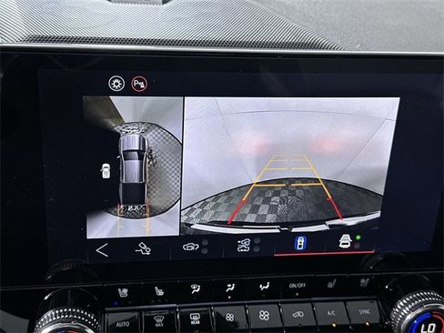 New 2026 GMC Canyon Denali image 15