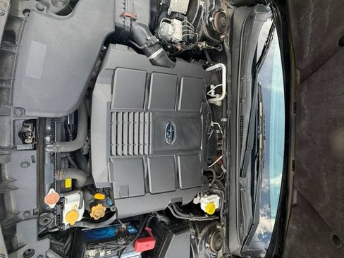 Used 2018 Subaru Outback 3.6R Limited AWD/4WD image 19