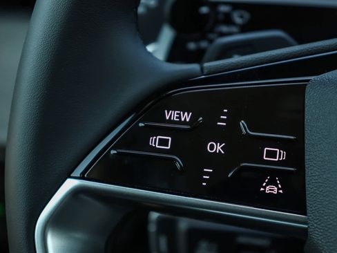 New 2026 Audi Q3 quattro 2.0T AWD/4WD image 18