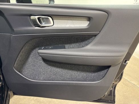 New 2026 Volvo XC40 B5 Plus w/ Climate Package AWD/4WD image 26