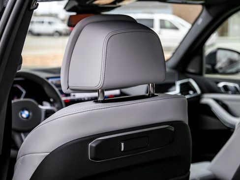 New 2026 BMW X5 xDrive40i w/ M Sport Package image 22