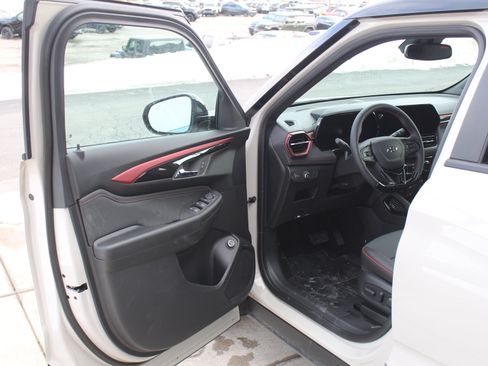 New 2026 Chevrolet TrailBlazer RS image 8