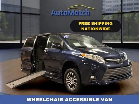 Used 2019 Toyota Sienna XLE FWD image 1
