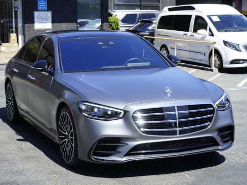 Used 2023 Mercedes-Benz S 580 4MATIC Sedan image 5