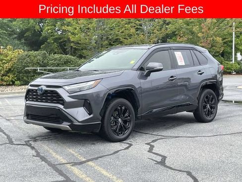 Used 2023 Toyota RAV4 SE AWD/4WD image 1