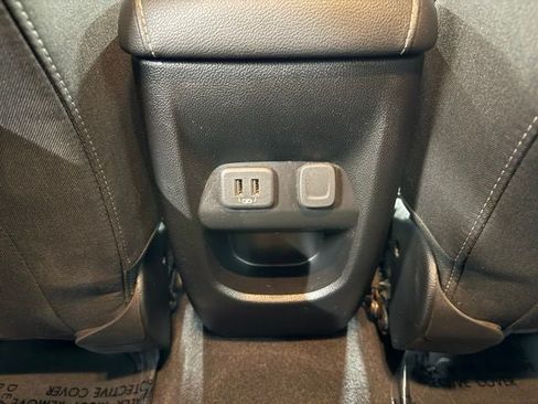 Used 2020 GMC Canyon SLE w/ Elevation Edition AWD/4WD image 22