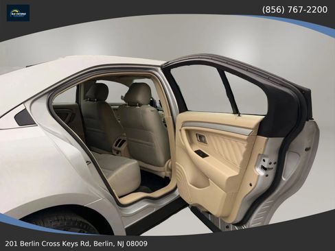 Used 2016 Ford Taurus SE FWD image 37