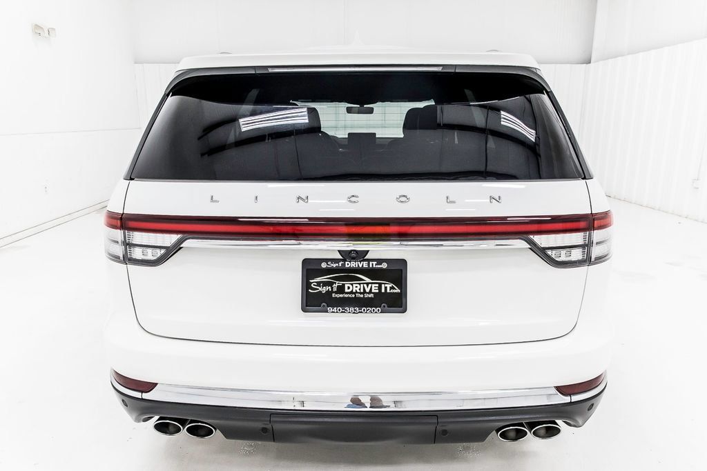 Used 2020 Lincoln Aviator Reserve w/ Equipment Group 202A AWD/4WD image 6