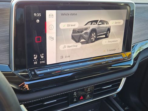 Used 2024 Volkswagen Atlas SEL Premium R-Line image 25