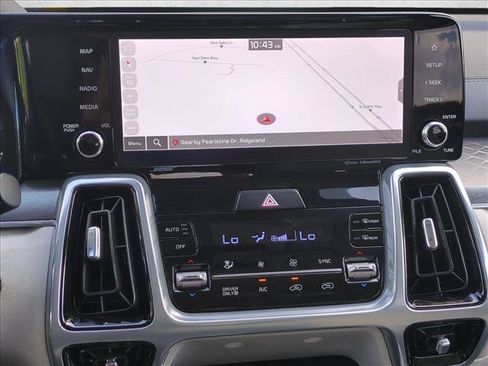 Used 2024 Kia Sorento SX Prestige w/ Panoramic Sunroof Package AWD/4WD image 13