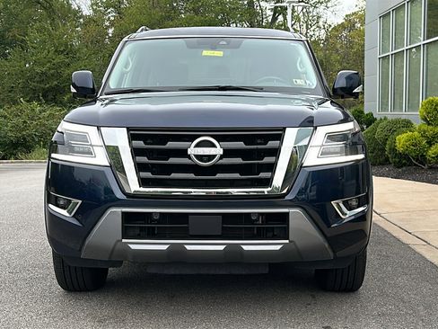 Certified 2023 Nissan Armada SL image 3