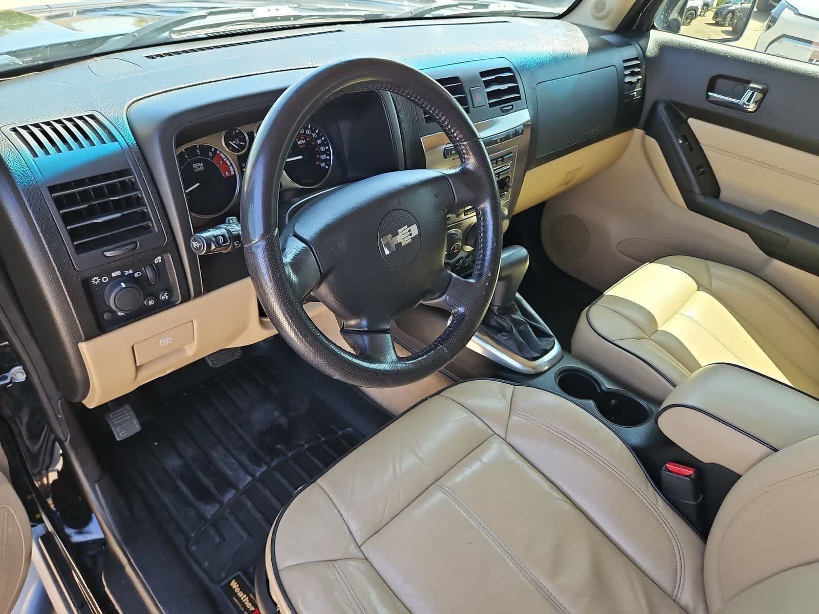 Used 2008 HUMMER H3 Luxury AWD/4WD image 2