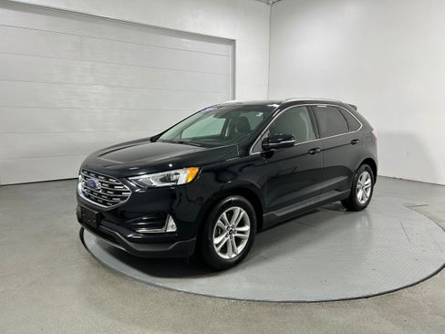 Used 2019 Ford Edge SEL w/ Equipment Group 201A image 17