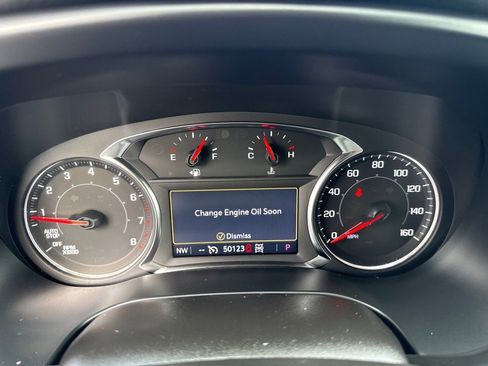 Used 2023 GMC Acadia SLT image 39