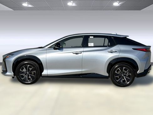 New 2026 Lexus RZ 350e 2WD image 2