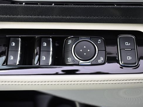 New 2025 Lincoln Aviator Reserve w/ Equipment Group 201A image 24