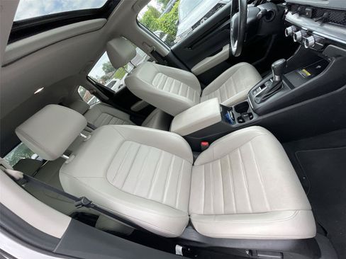 Used 2023 Honda CR-V EX-L image 22
